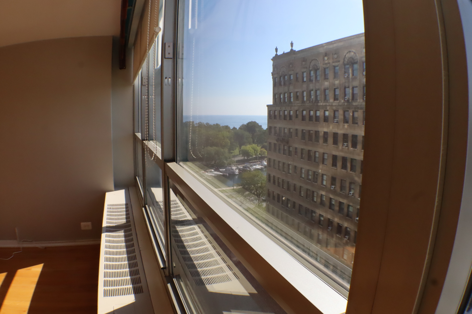 3550 N Lake Shore Drive #1210, Chicago, IL 60657