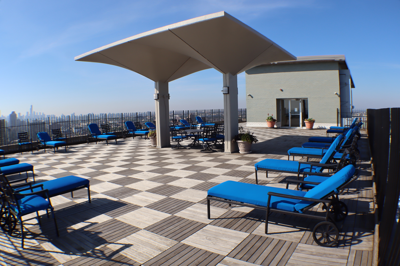 3550 N Lake Shore Drive #1210, Chicago, IL 60657