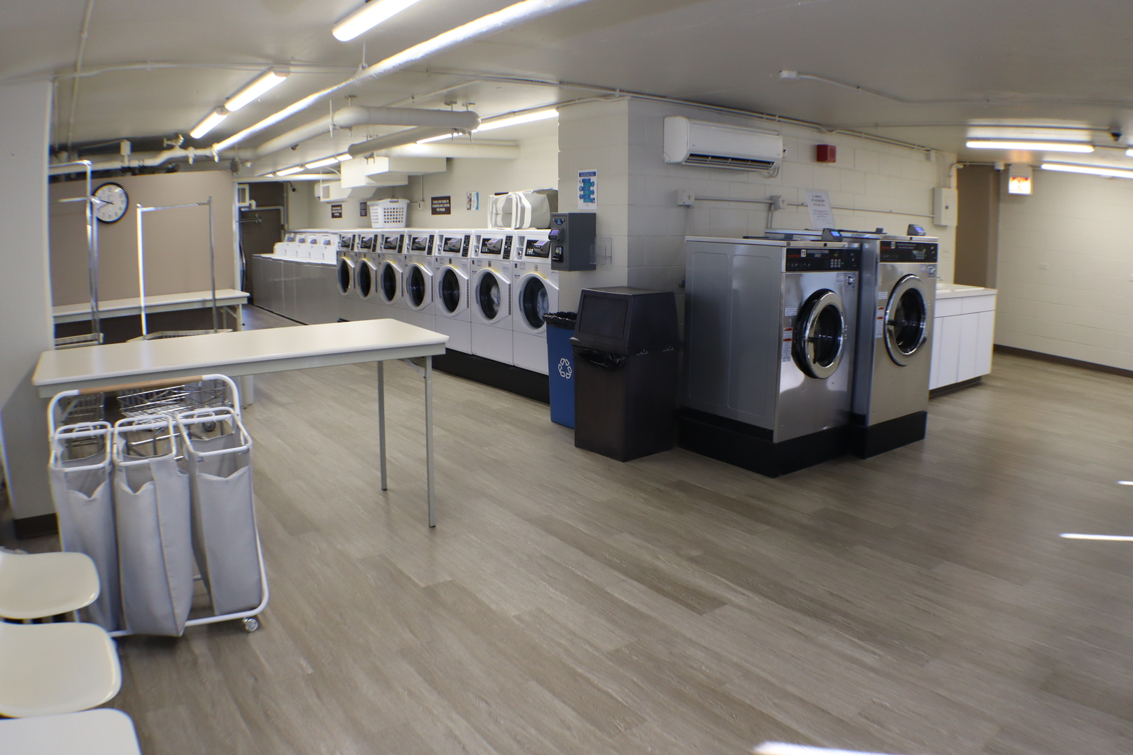 3550 N Lake Shore Drive #1210, Chicago, IL 60657