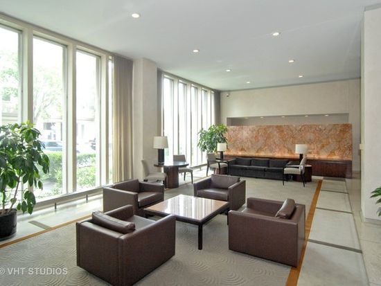 3550 N Lake Shore Drive #1210, Chicago, IL 60657