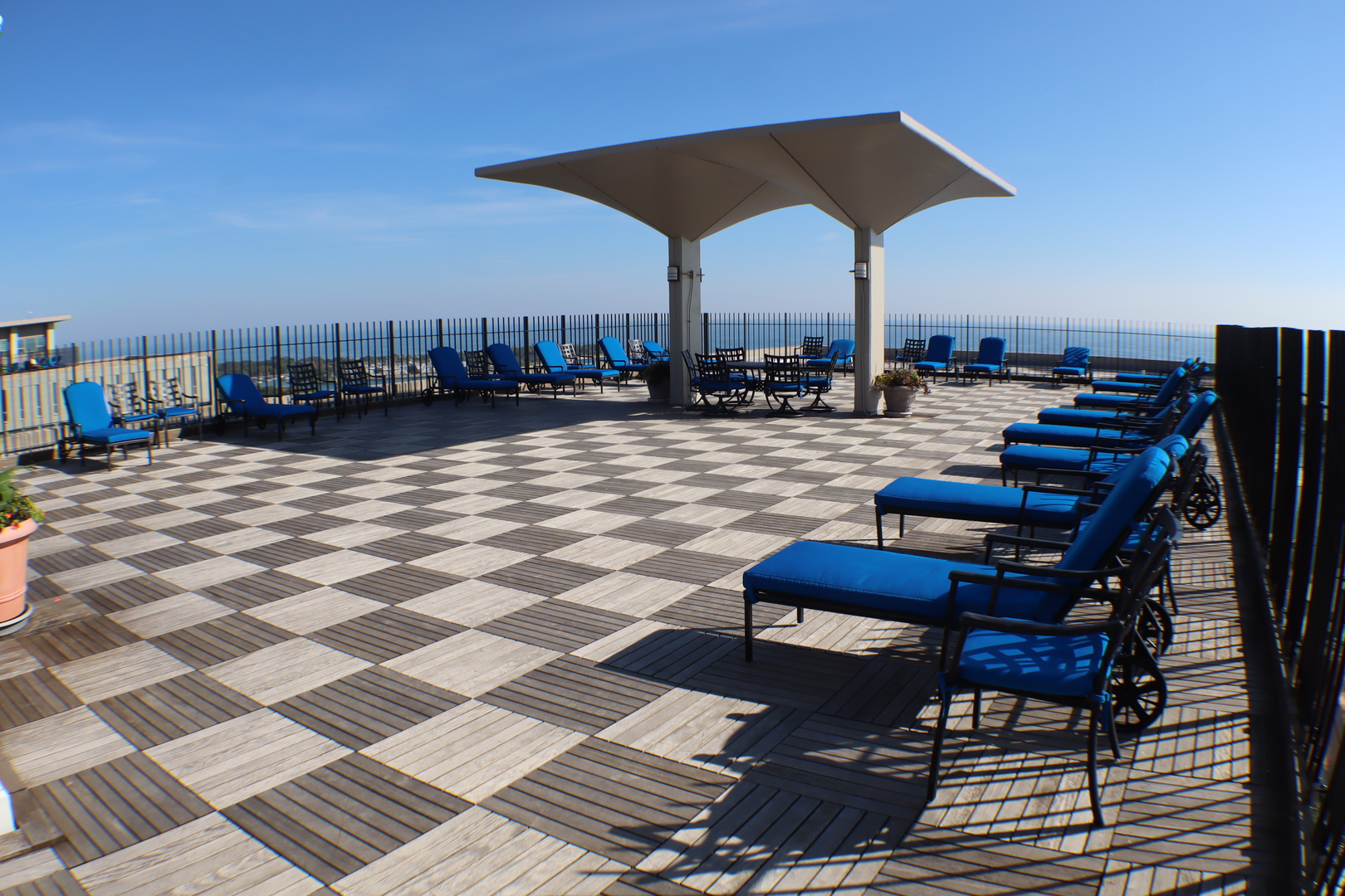 3550 N Lake Shore Drive #1210, Chicago, IL 60657