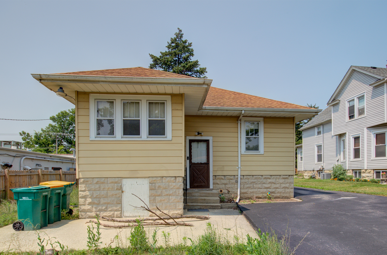 1116 Richards Street, Joliet, IL 60433
