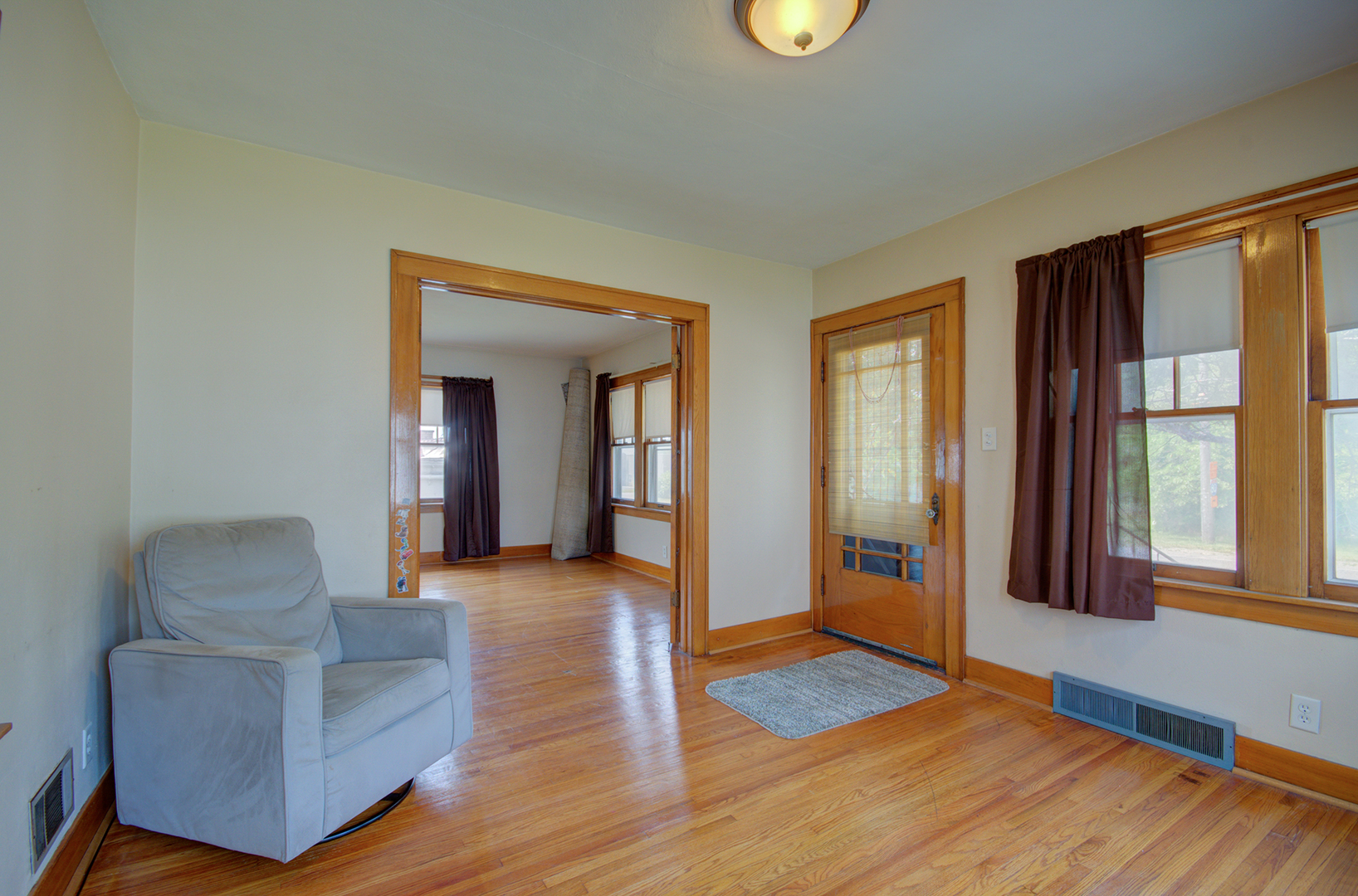 1116 Richards Street, Joliet, IL 60433
