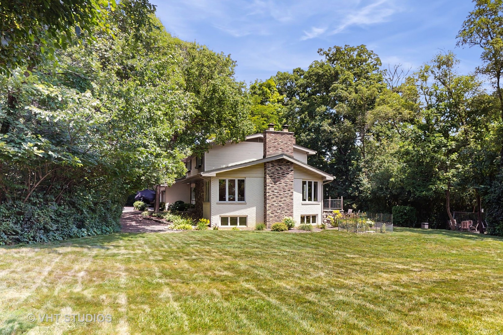 11649 S Walnut Ridge Drive, Palos Park, IL 60464