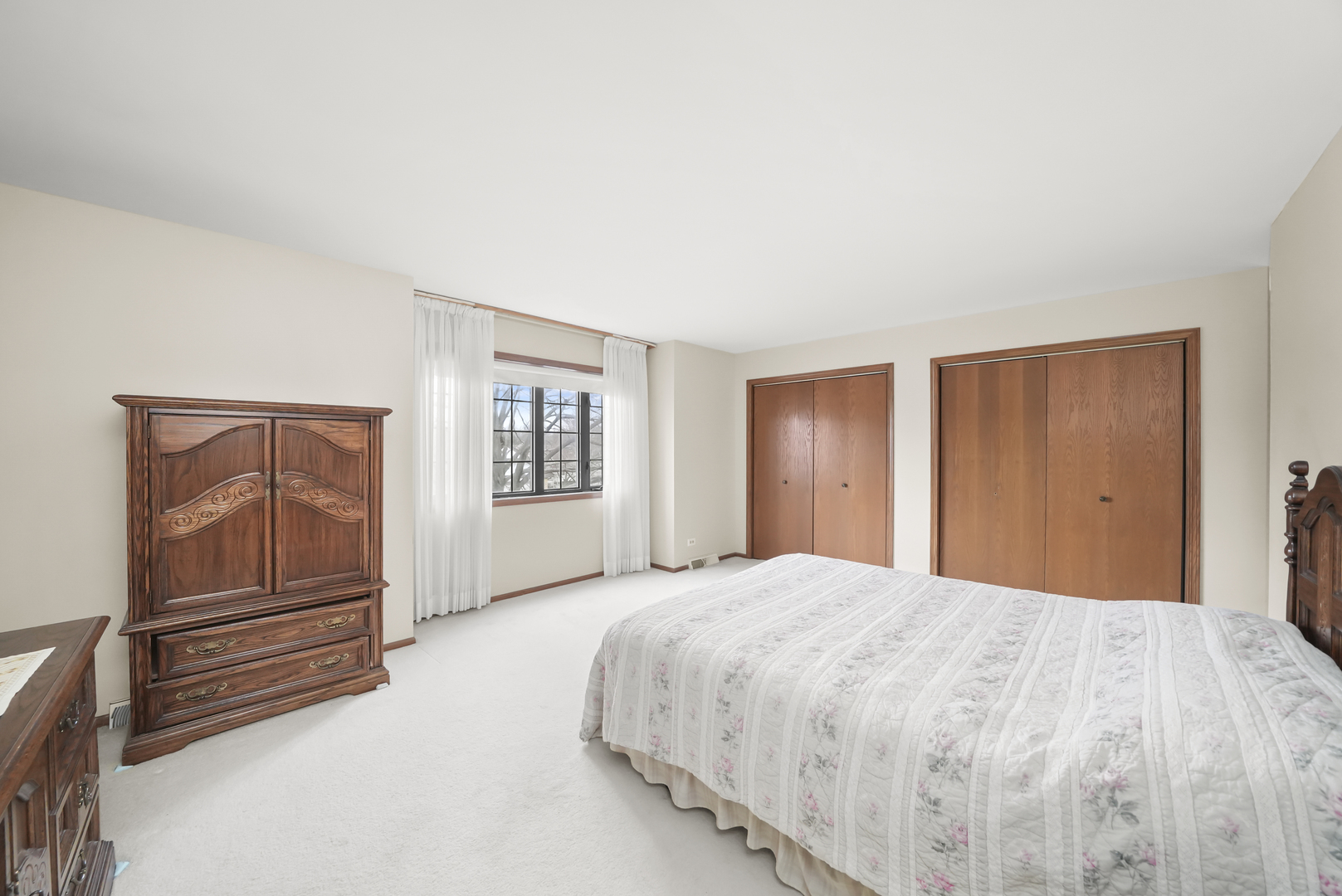 11605 S Vienna Avenue, Palos Park, IL 60464
