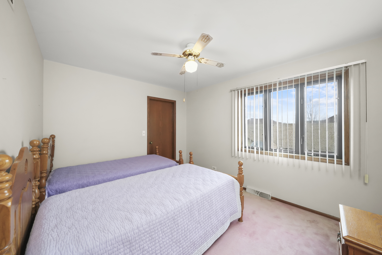 11605 S Vienna Avenue, Palos Park, IL 60464