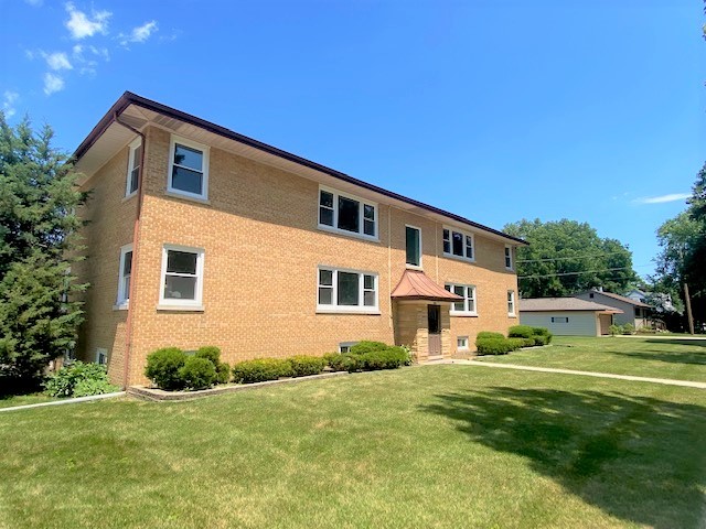 736 E Division Street #1E, Lombard, IL 60148