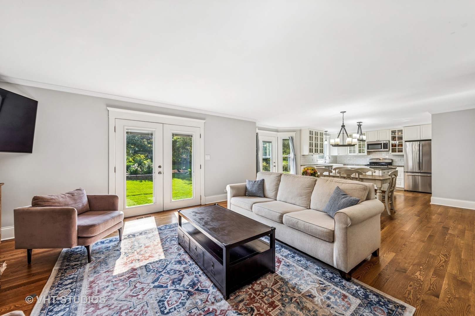 1609 N PRESIDENT Street, Wheaton, IL 60187