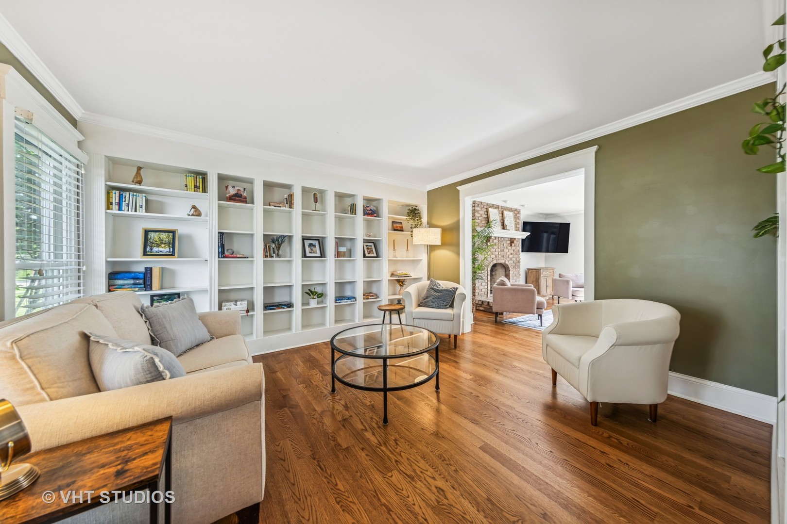 1609 N PRESIDENT Street, Wheaton, IL 60187