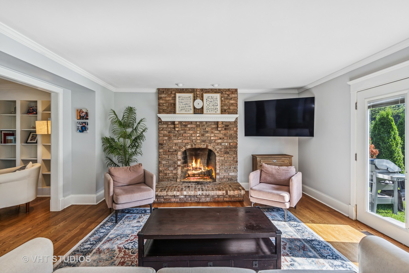 1609 N PRESIDENT Street, Wheaton, IL 60187