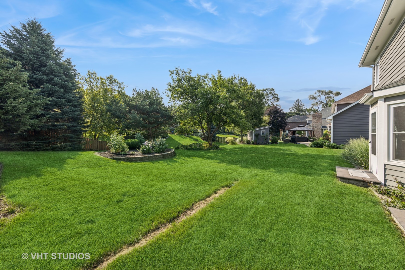 1609 N PRESIDENT Street, Wheaton, IL 60187