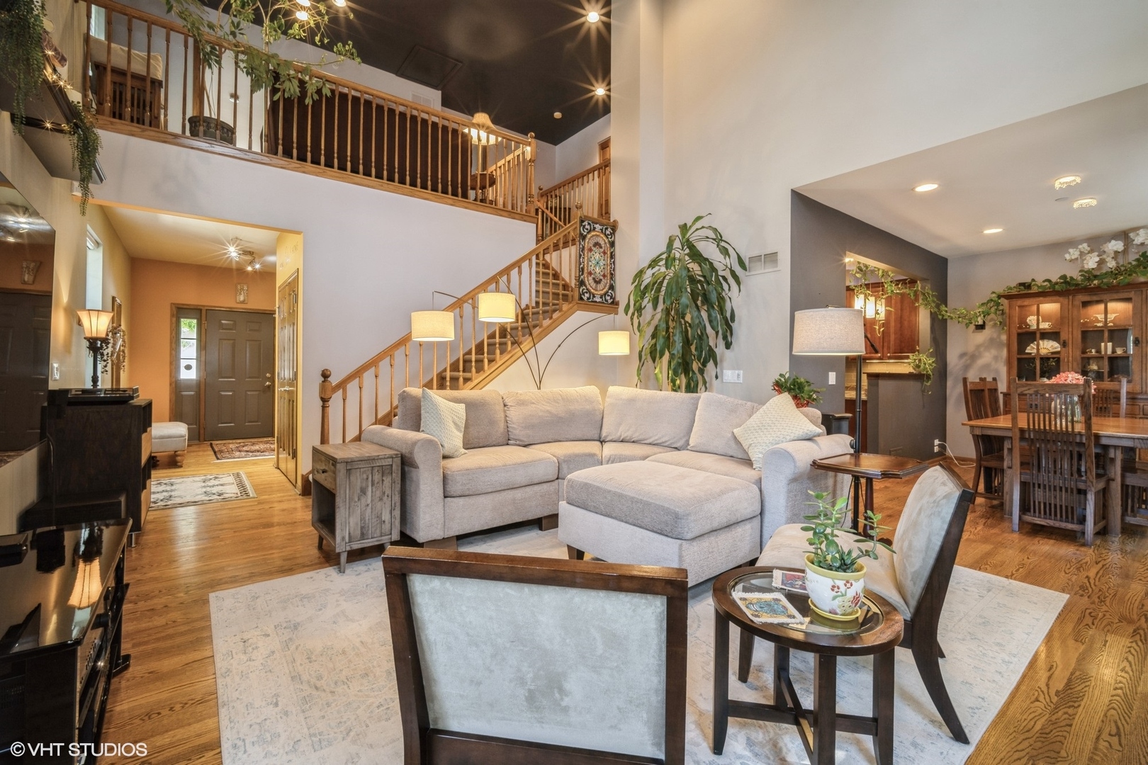 1475 Ginger Woods Court #2-4, Wheeling, IL 60090
