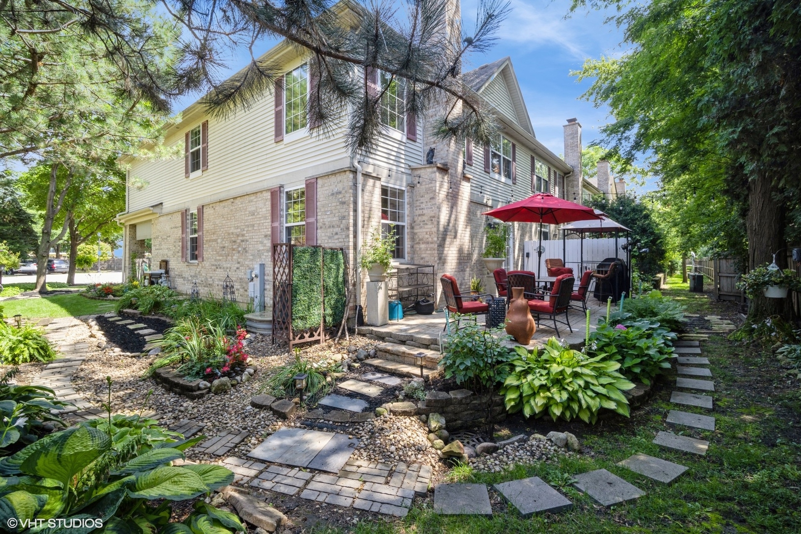 1475 Ginger Woods Court #2-4, Wheeling, IL 60090