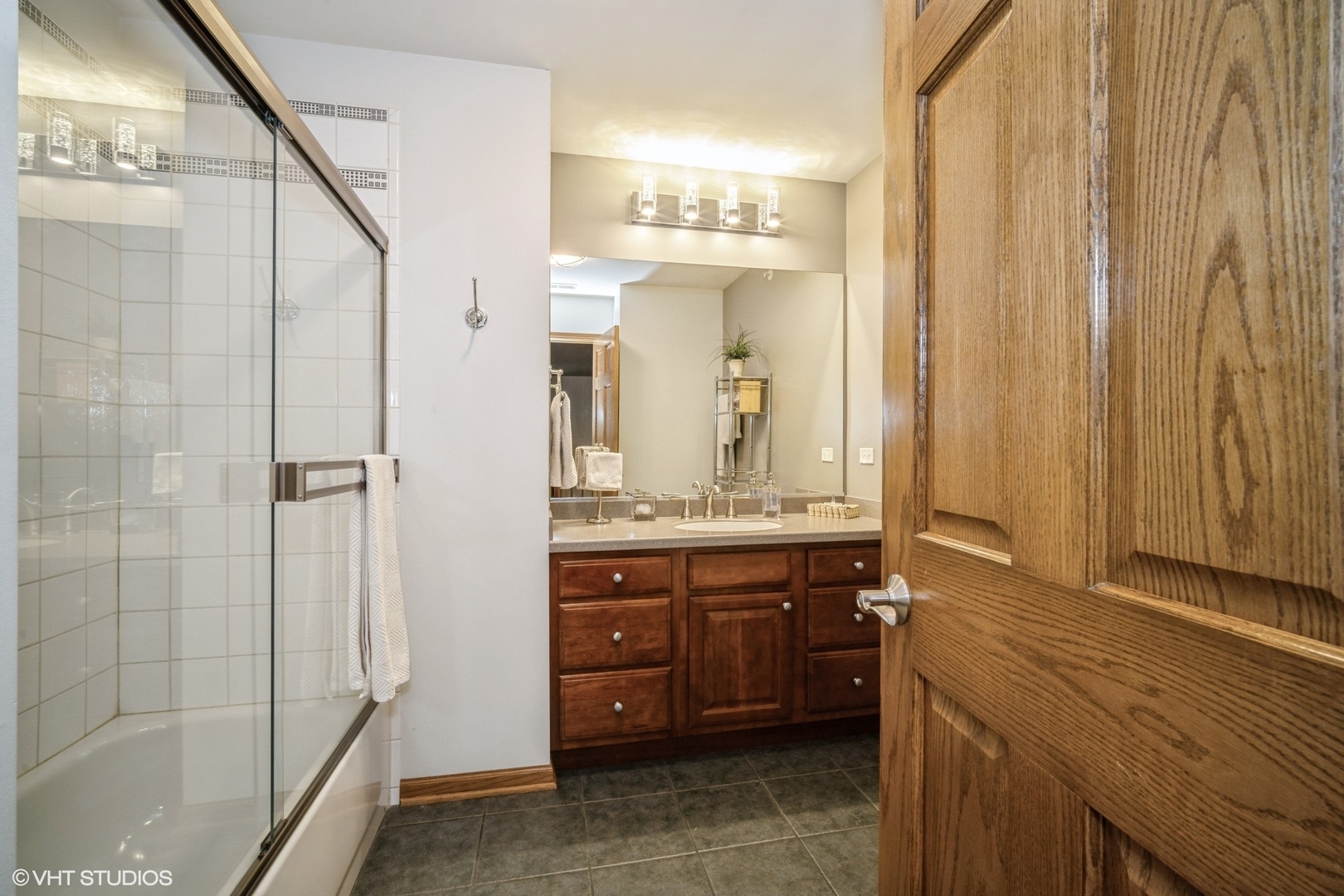 1475 Ginger Woods Court #2-4, Wheeling, IL 60090