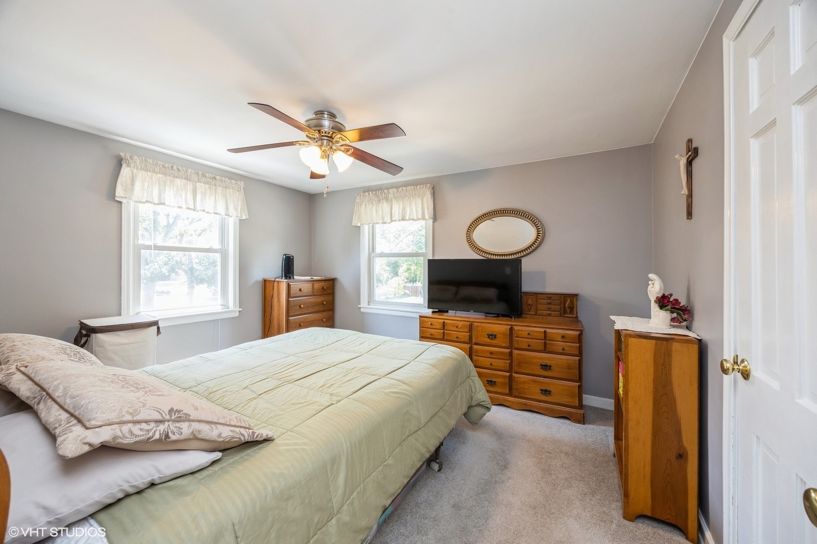 25 N Ashbel Avenue, Hillside, IL 60162