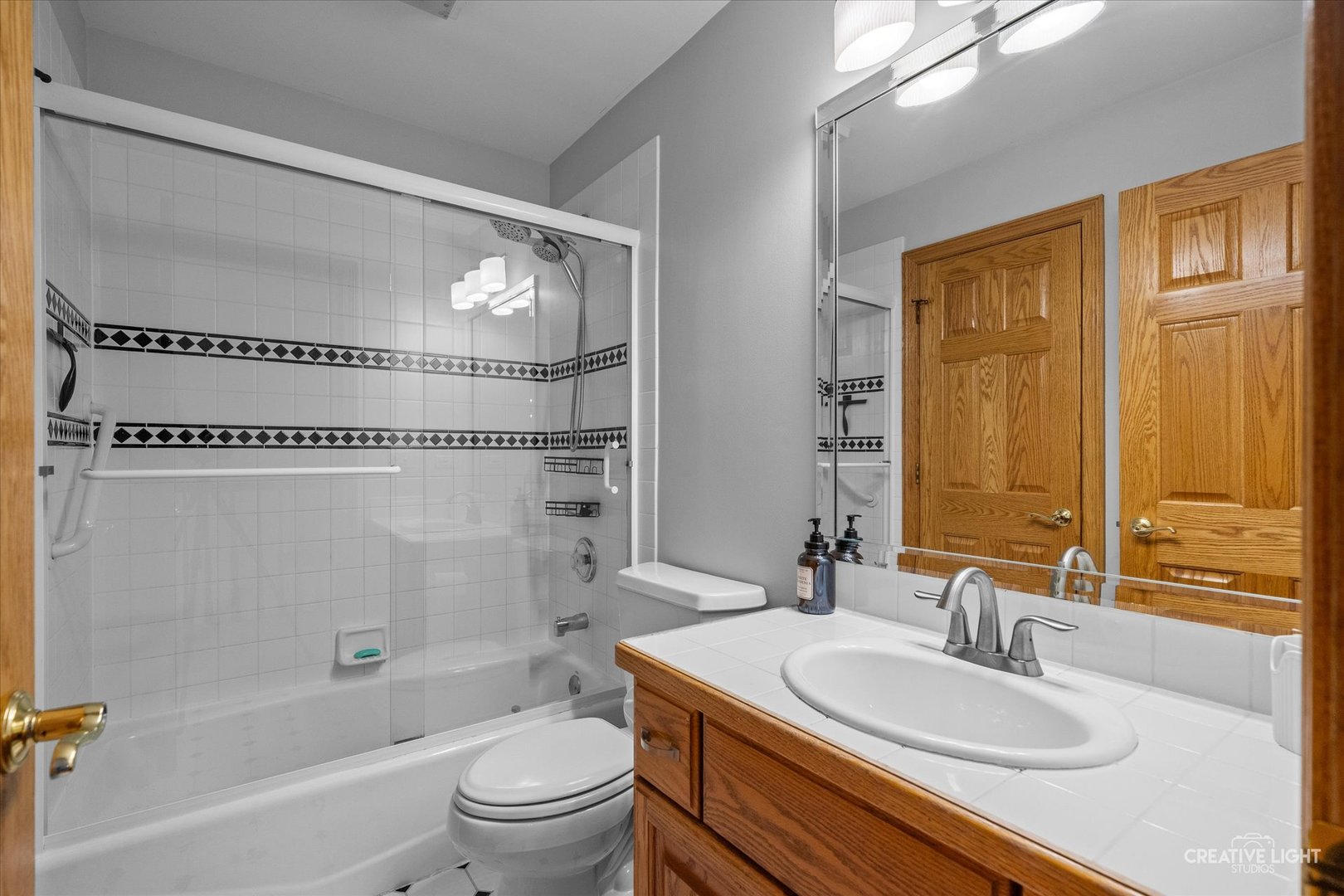 4211 Legend Court, Naperville, IL 60564