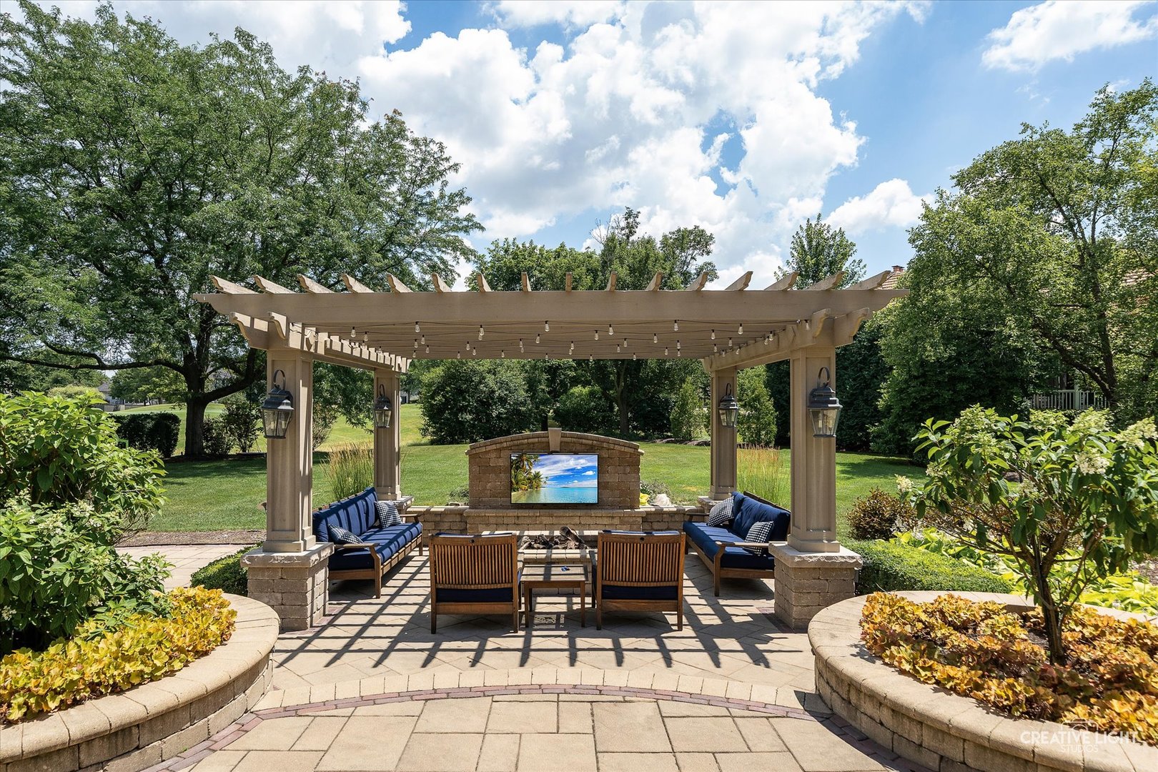 4211 Legend Court, Naperville, IL 60564