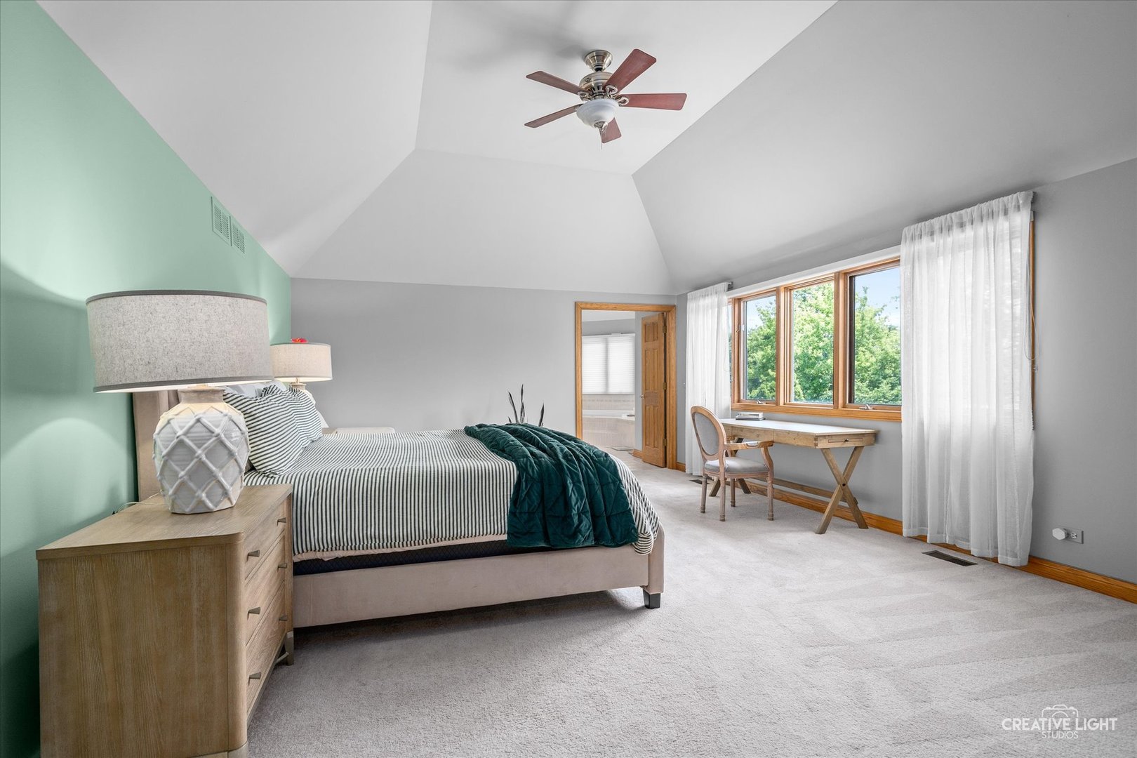 4211 Legend Court, Naperville, IL 60564