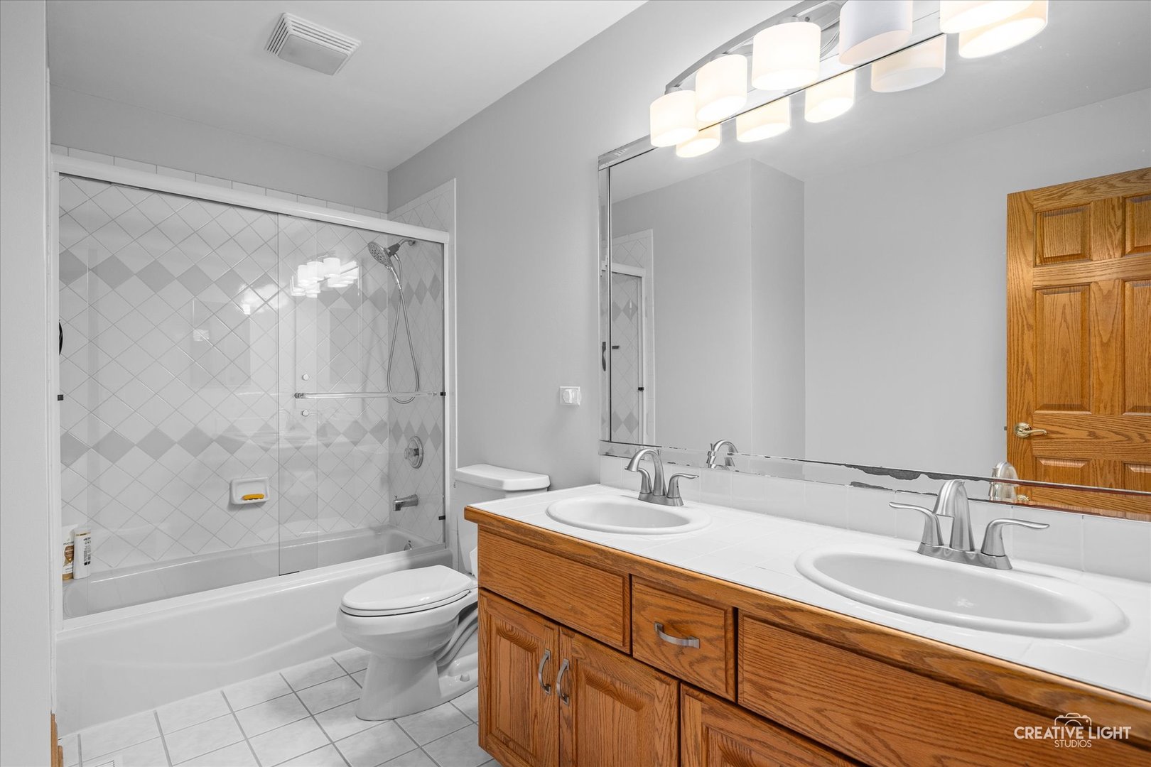 4211 Legend Court, Naperville, IL 60564