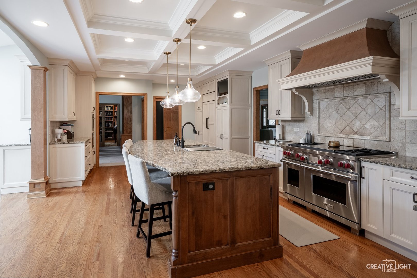 4211 Legend Court, Naperville, IL 60564