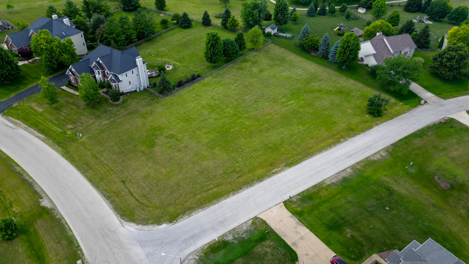7752 Madeline Drive, Yorkville, IL 60560