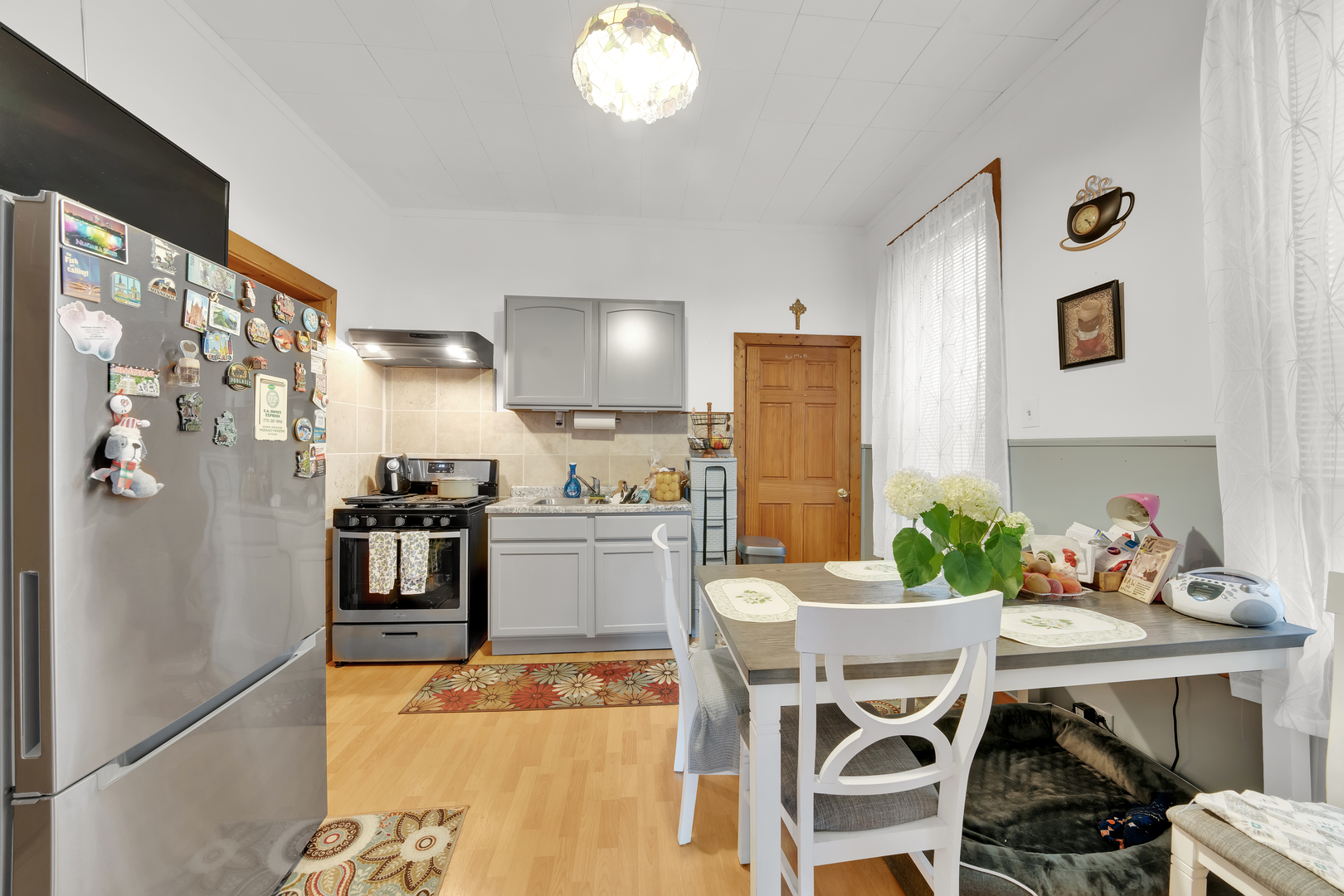 856 N Marshfield Avenue, Chicago, IL 60622