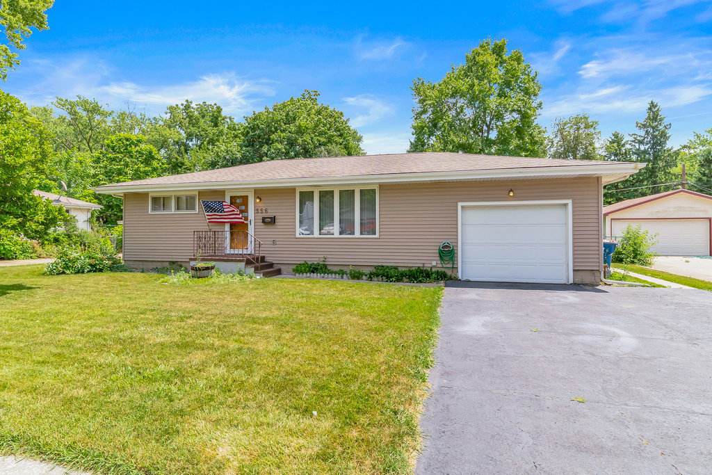 556 W River Street, Bourbonnais, IL 60914