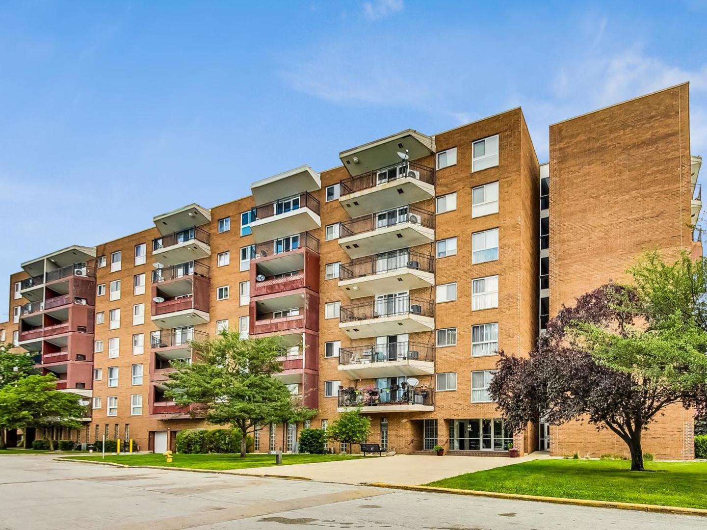 300 PARK Avenue #445, Calumet City, IL 60409