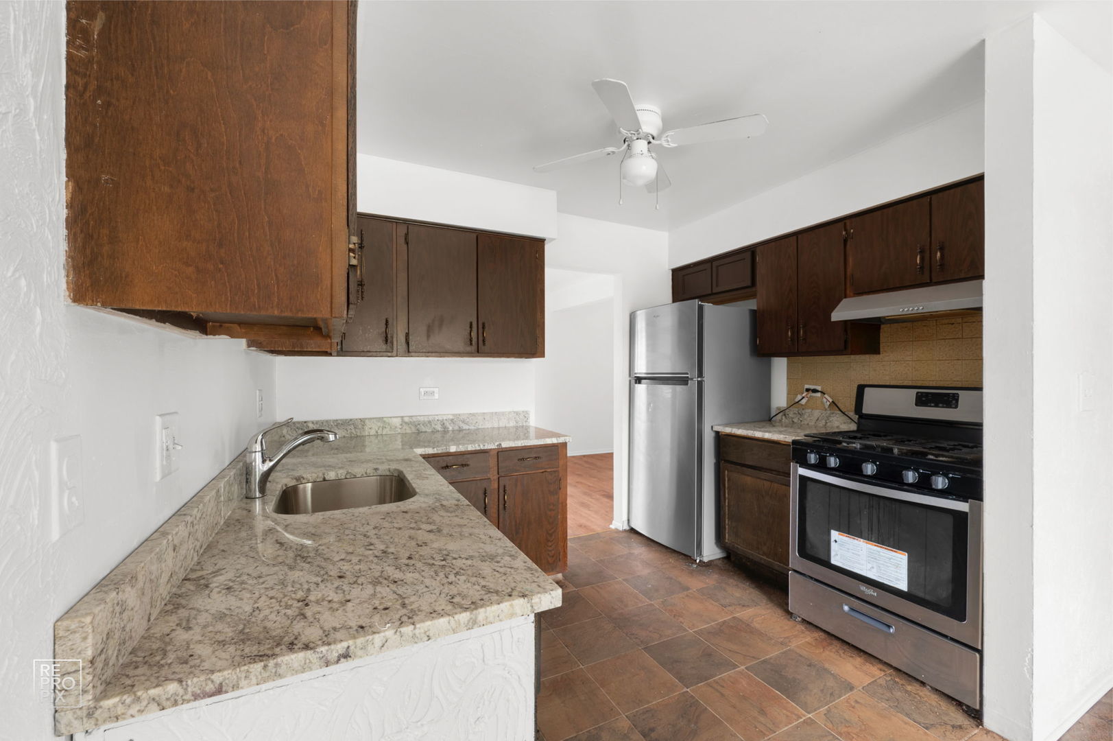 882 White Oak Lane, University Park, IL 60484