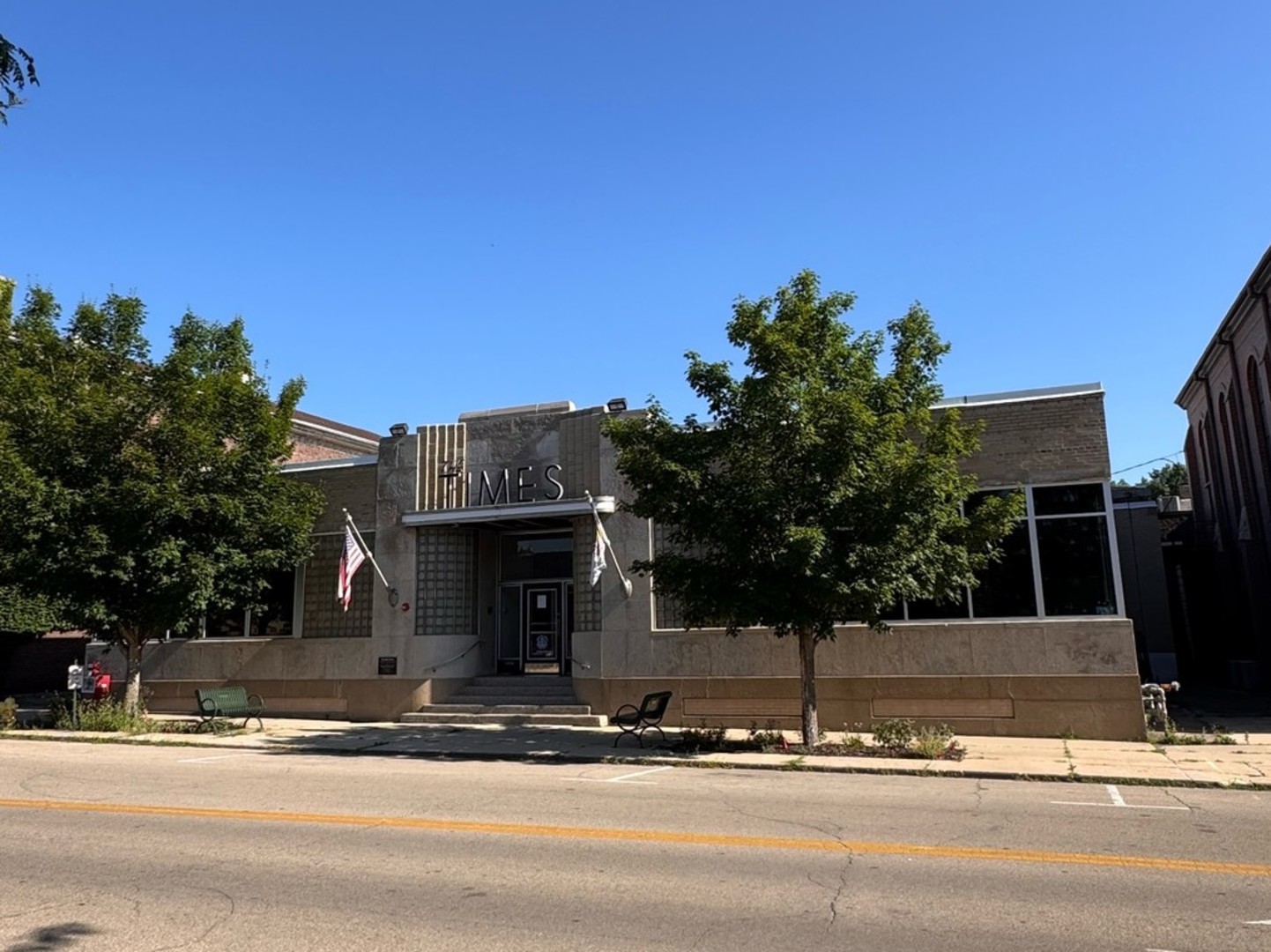 110 W Jefferson Street, Ottawa, IL 61350