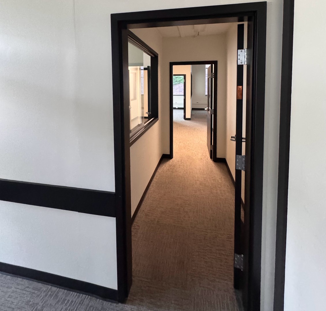 110 W Jefferson Street, Ottawa, IL 61350