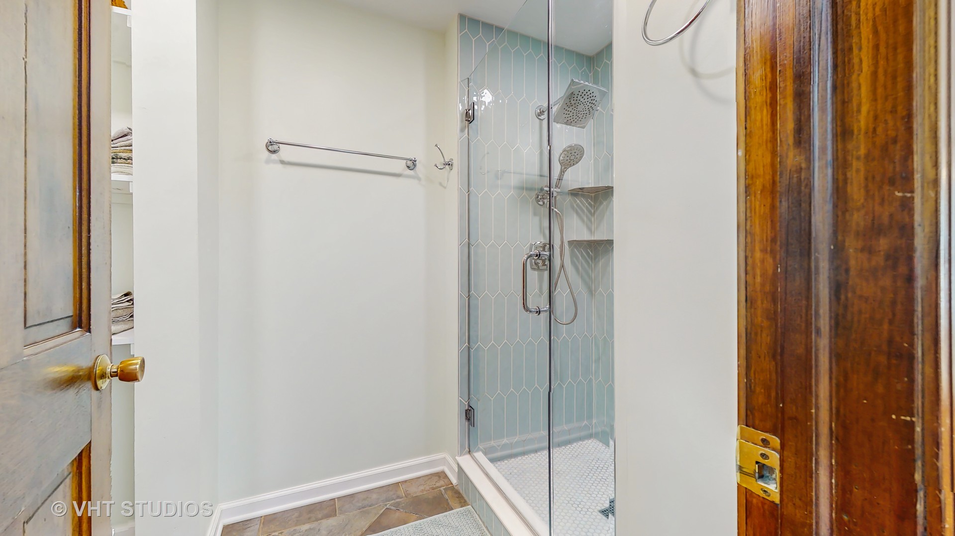 1012 Hobson Drive, Buffalo Grove, IL 60089