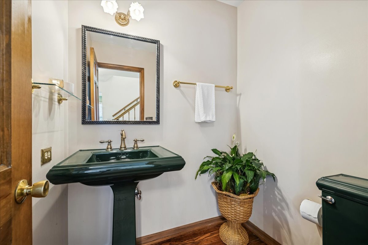 1012 Hobson Drive, Buffalo Grove, IL 60089