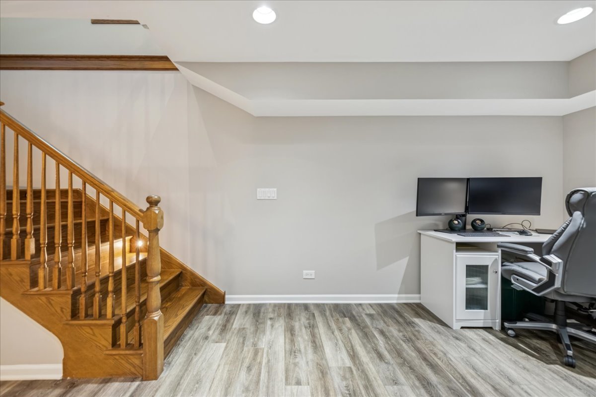 1012 Hobson Drive, Buffalo Grove, IL 60089