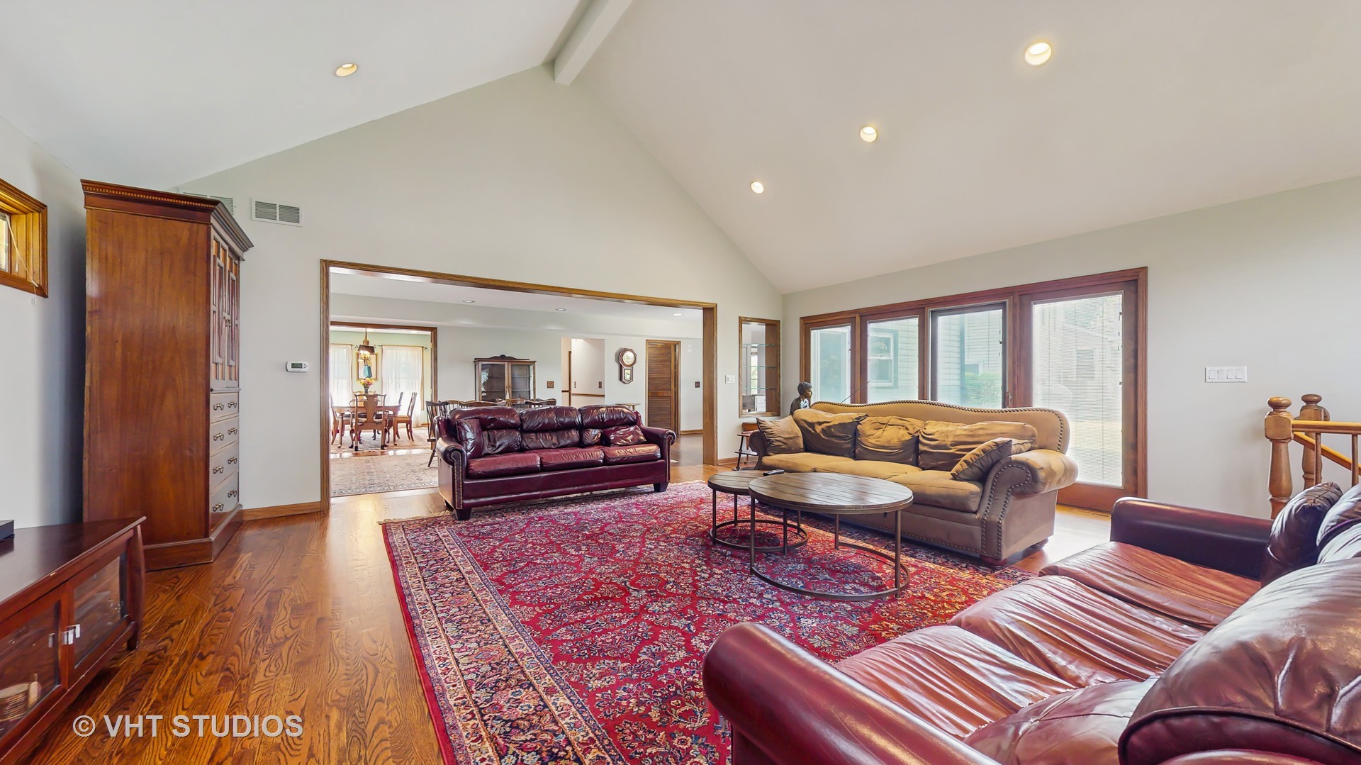 1012 Hobson Drive, Buffalo Grove, IL 60089