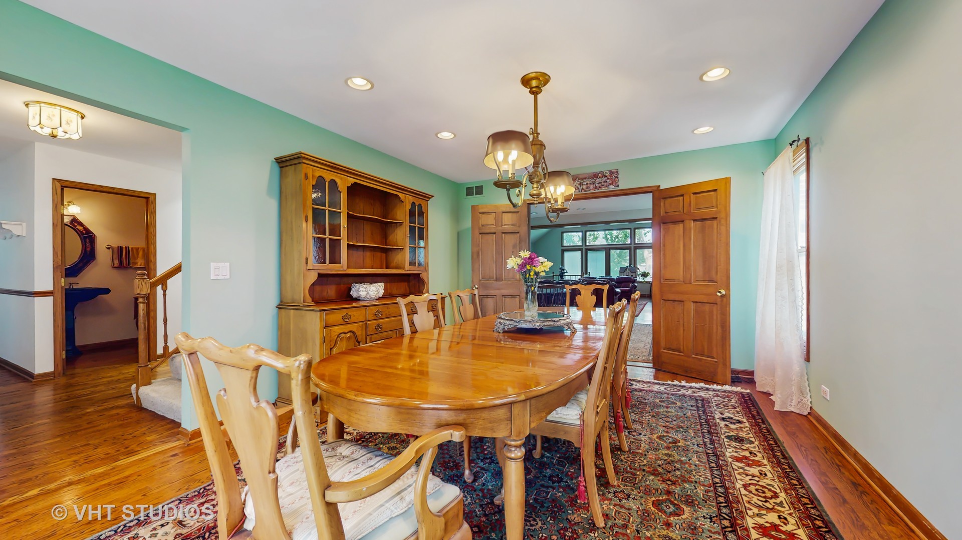 1012 Hobson Drive, Buffalo Grove, IL 60089