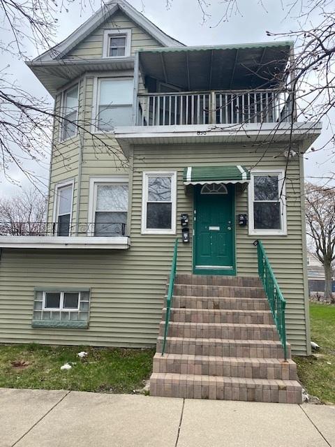 636 S 13th Avenue #2, Maywood, IL 60153