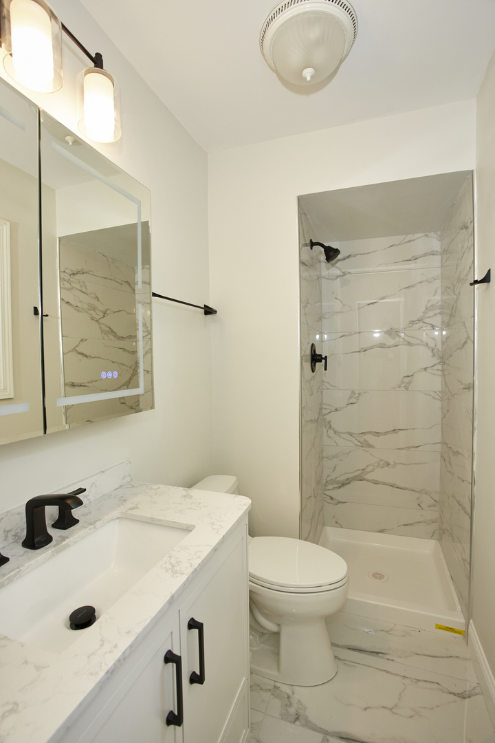 502 Hingham Lane, Schaumburg, IL 60193