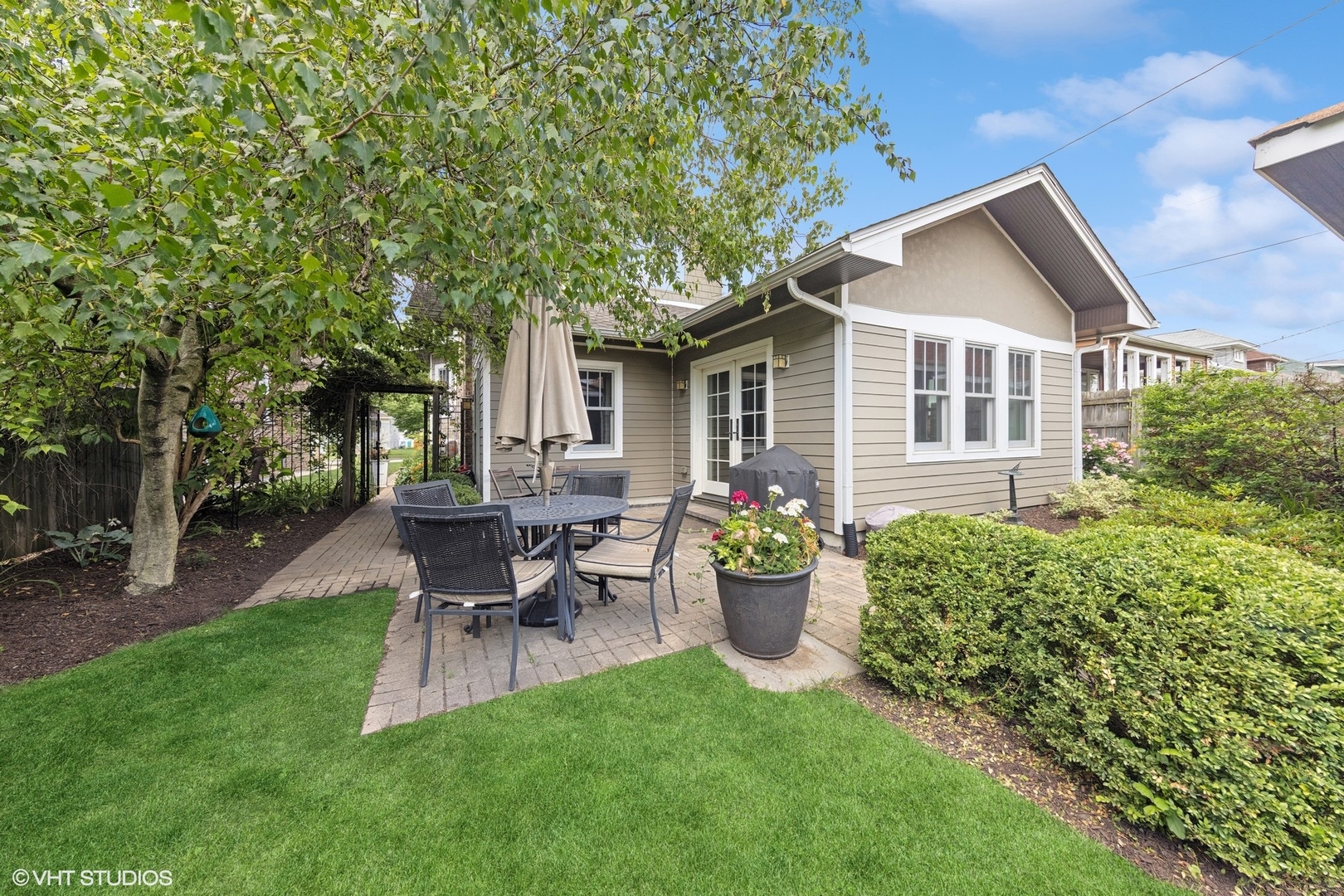 538 S HUMPHREY Avenue, Oak Park, IL 60304