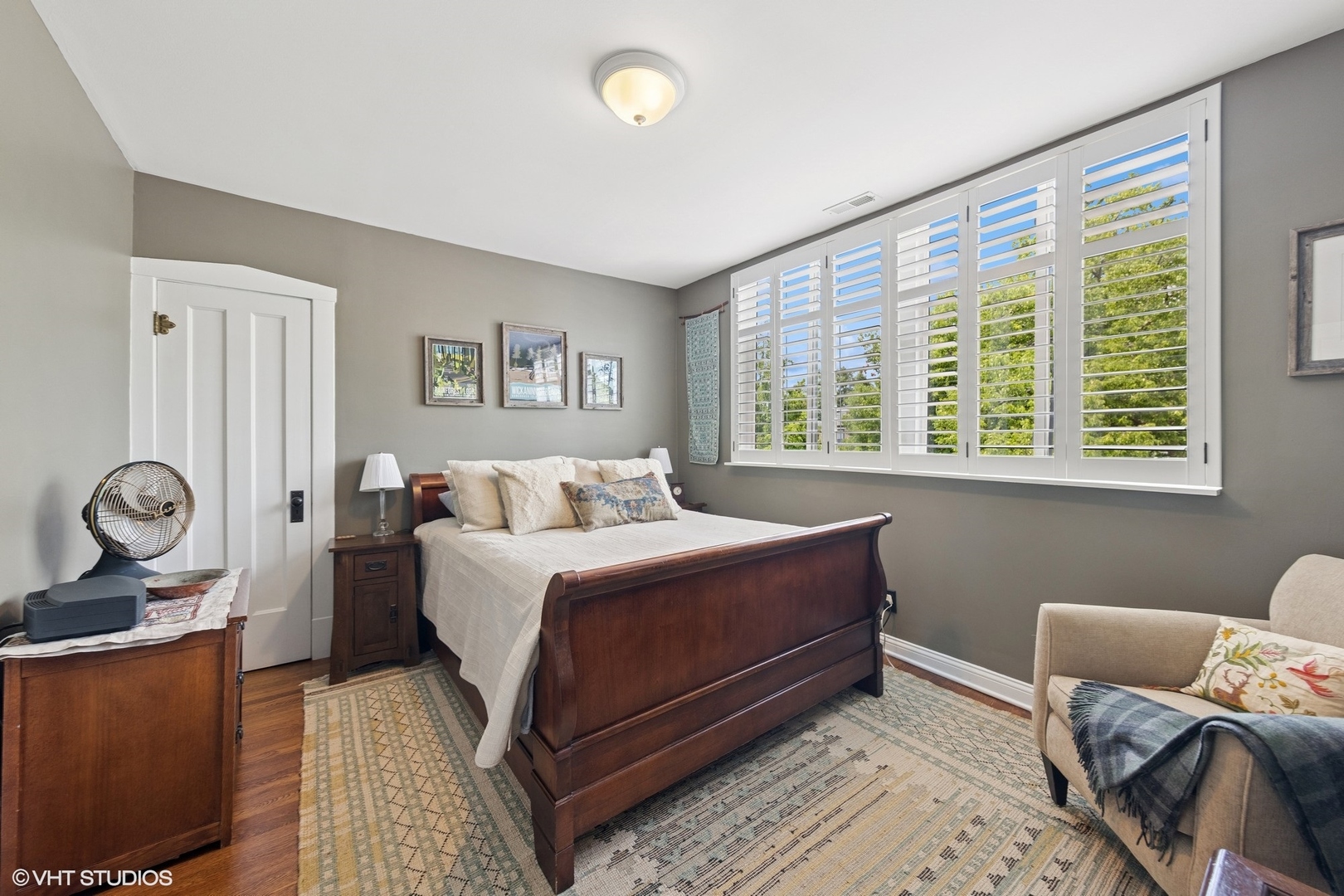 538 S HUMPHREY Avenue, Oak Park, IL 60304