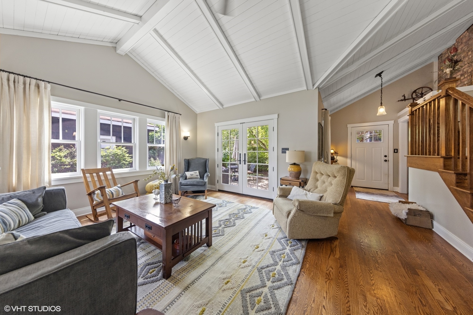 538 S HUMPHREY Avenue, Oak Park, IL 60304