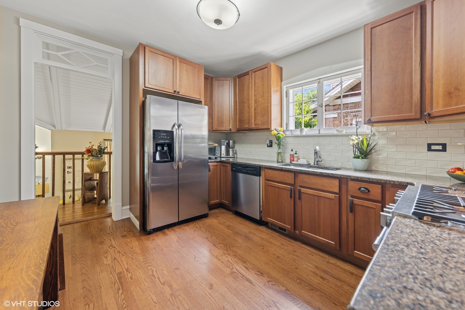 538 S HUMPHREY Avenue, Oak Park, IL 60304