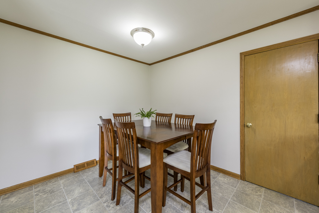 22271 W Terry Drive, Lake Villa, IL 60046