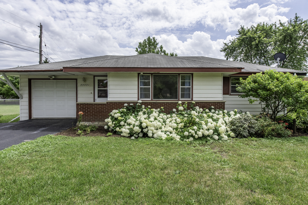 22271 W Terry Drive, Lake Villa, IL 60046