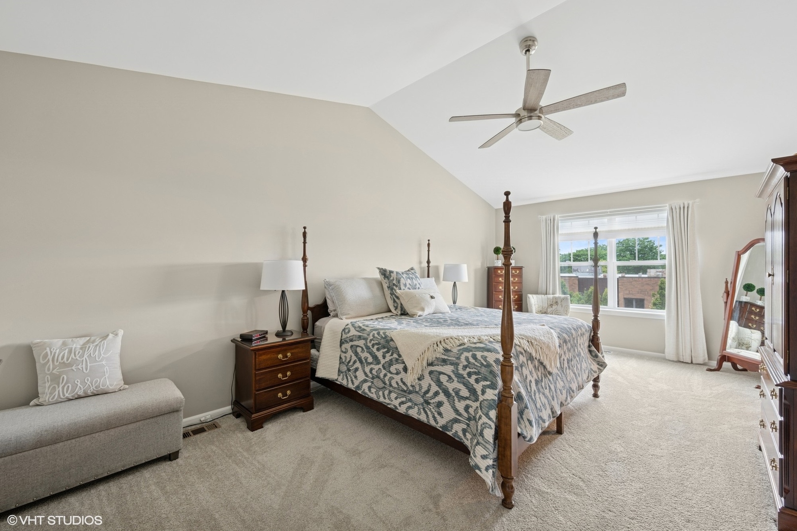 3242 N Heritage Lane, Arlington Heights, IL 60004