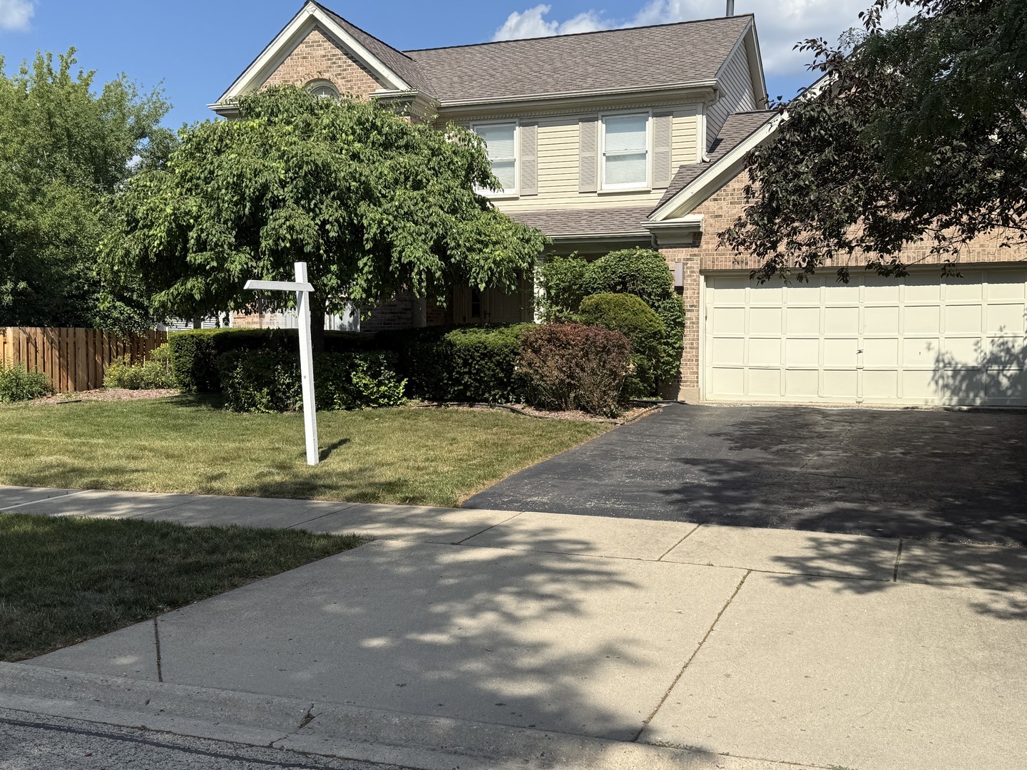 213 Stanton Drive, Buffalo Grove, IL 60089