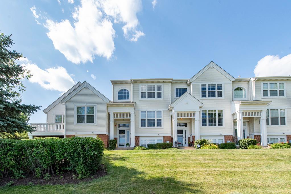 3009 Nicklaus Lane, Wadsworth, IL 60083