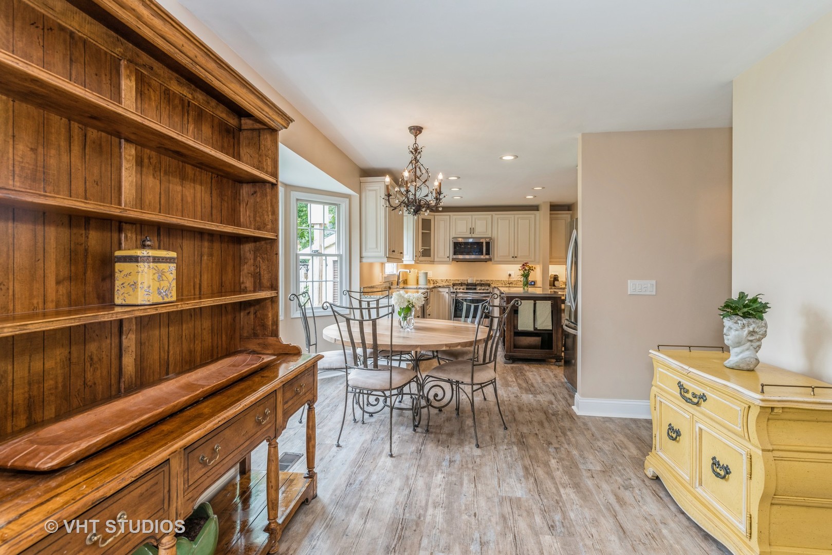 5633 Barnwood Drive, Gurnee, IL 60031