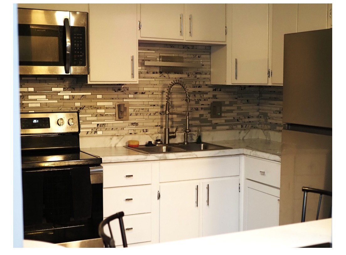 931 Arquilla Drive #314, Glenwood, IL 60425