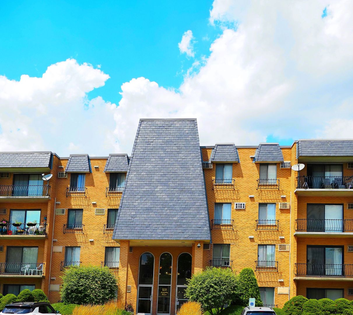 931 Arquilla Drive #314, Glenwood, IL 60425